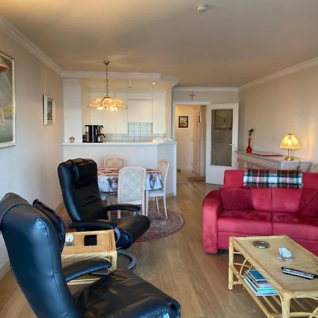 Den Oever Iv 602 With A Sea View Apartment *