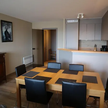 Den Oever Iv 602 With A Sea View Apartment *